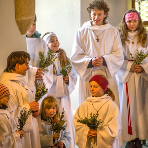 Palmweihe wird zu einem lebendigen Gottesdienst.